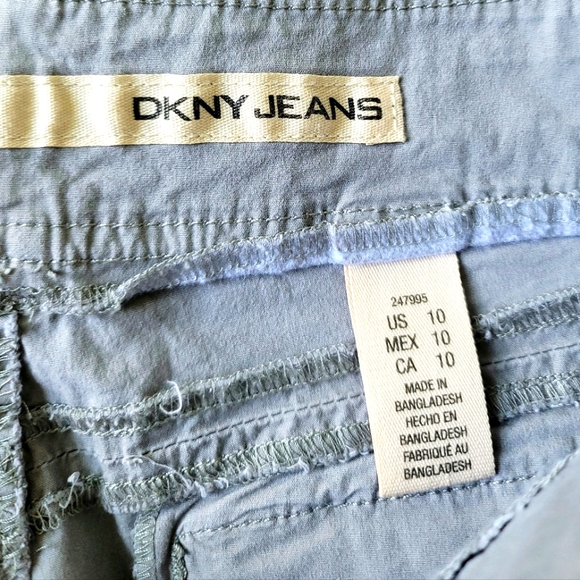 DKNY Jeans Capri Cargo Pants Size 10 - Picture 10 of 11